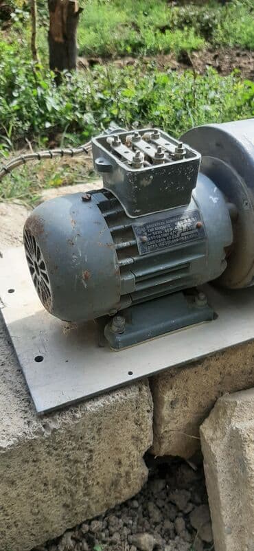 nol faza matorlar: Məhsul: Elektrik mühərrikləri (2 ədəd) 1) MEZ MOHELNICE — 4