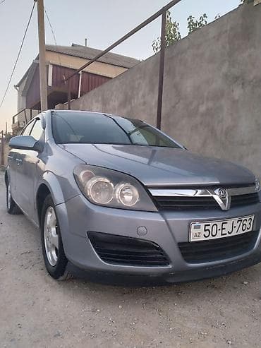 Opel Astra: 1.3 l | 2007 il 278000 km Hetçbek