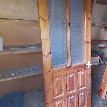 Şüşəli taxta qapı dəsti - Material: təbii ağac (laklanmış), ön