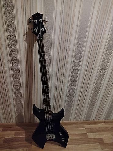 Extreme XB-40 elektrik bas gitar - 4 simli, bolt‑on qollu model -