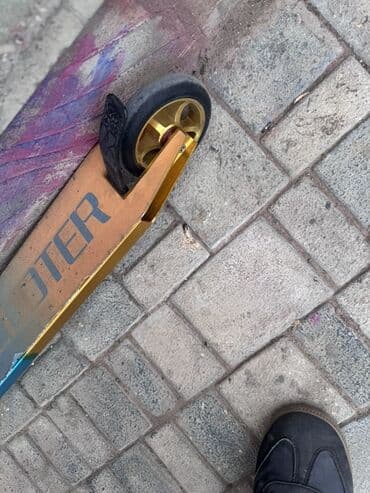 купить трюковой самокат в бишкеке: Freestyle skuter - Rəng və dizayn: Mavi-alüminium gövdə, göy qurşağı — 6