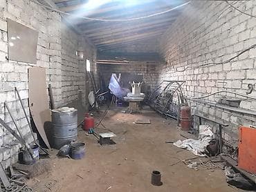 Mebel ustalari və dəmirçi üçün iş sahəsi üçün sex 12 metrənin 5