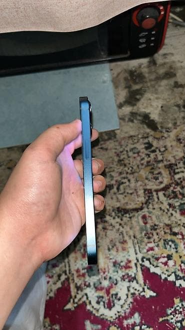 2.el telefonlar iphone: IPhone 13, 128 GB, Mavi, Face ID — 4