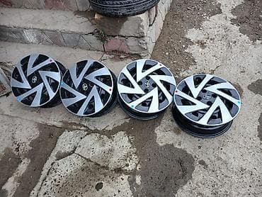 hot wheels bmw: Kolpak Toyota R 15 — 2