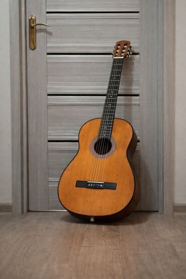 Fleytalar: Səliqəli və işlək vəziyyətdə olan klassik alətdir. Səsi təmiz və — 1