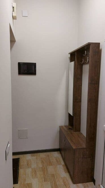 qubada kirayə ev: Mənzil yenicə təmir olunub.Bütün otaqlarda pəncərə və ilk işıq var — 10