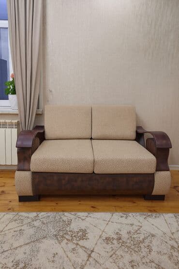 диван на дачу: Мини-диван, Б/у, Нераскладной, Без подьемного механизма, Ткань, Нет доставки — 1