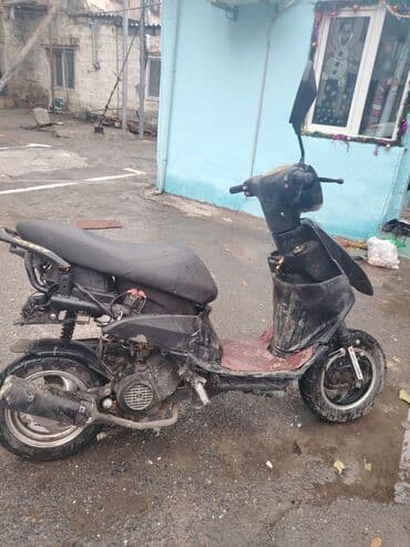 Skuter – şəhər içi qısa məsafələr üçün praktik benzinli model