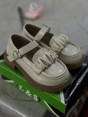 Rəng - Bej Tuflilər, Ölçü: 25, Qız üçün