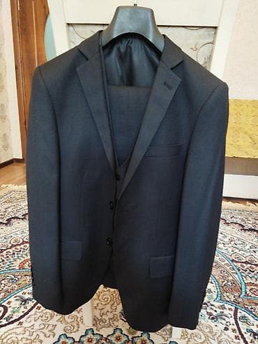 kisi geyimler: Kostyum-şalvar,jilet,pencək+köynək,hamısı birlikdə 75 AZN — 2