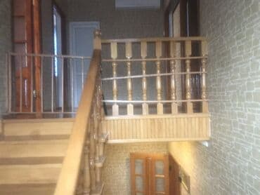 8 ci mikrorayon: 7 комнат, 200 м², Нет кредита, Средний ремонт — 8