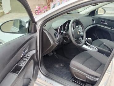 cruze sürətlər qutusu: Chevrolet Cruze: 1.4 l | 2016 il 104000 km Sedan — 12
