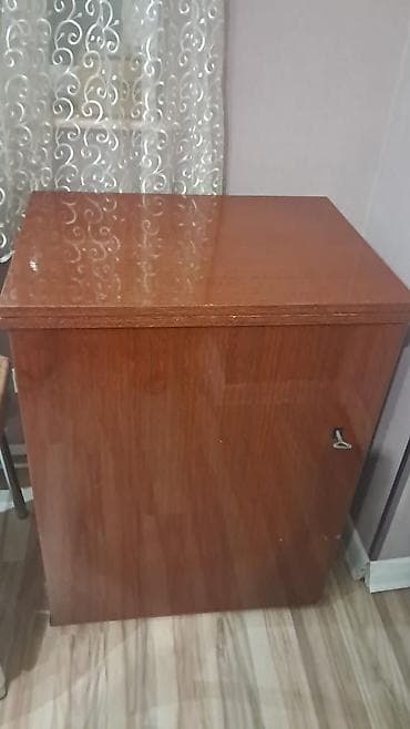 dikiş: Tikiş maşını Chayka, Elektromexaniki — 3