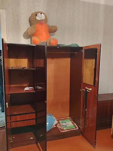 taxta dolab: 3 qapılı, Siyirməli, Qəhvəyi, Digər material, Açılan, Düz dolab — 5