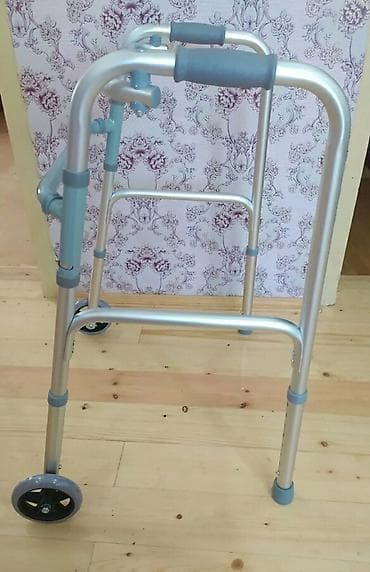 celik: Gəzinti çərçivəsi (walker) Qatlanir yiğilir boya göre temzimlənir. - — 2