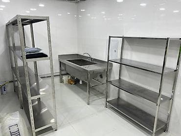 Nerjaveykalar: Paslanmayan poladdan hazırlanmış ikili sənaye lavabosu. Bu lavabo — 3