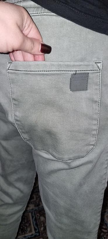 i̇dman kişi şortları: Cins şalvar, PULL&BEAR, S — 6