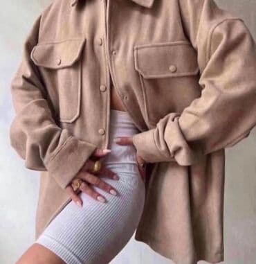 Bej rəngli oversize şaket (şəkildəki model) - Yumşaq, qalın parça