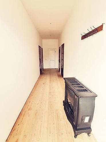 binə heyet evleri: Həyətyanı fərdi yaşayış evi - Tam müstəqil həyəti olan 1 mərtəbəli ev — 8