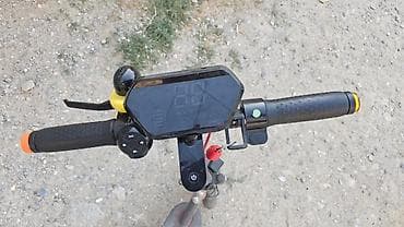 İşlənmiş Elektrik samokat 9", 351 - 500 Vt, 26 - 35 km/s, Ünvandan götürmə