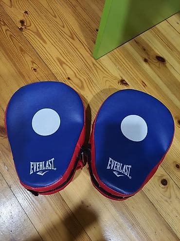 Everlast fokus yastıqları (mitts) – cüt. - Rəng: mavi/qırmızı, ön