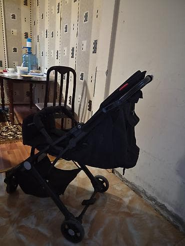 Gəzinti arabaları: Klassik gəzinti arabası, İşlənmiş, Cins: Oğlan, Yaş: 24-30 ay, Ödənişli çatdırılma — 2