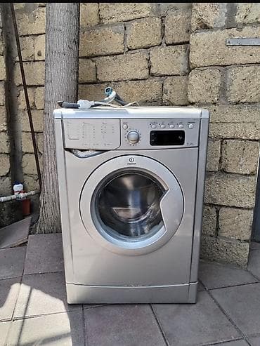 Indesit önyükləməli paltaryuyan maşın - Baraban həcmi: 7 kq - Ön at lalafo.az Indesit önyükləməli paltaryuyan maşın - Baraban həcmi: 7 kq - Ön