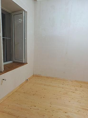 keramoqranit döşəmə: Taxta döşəmə xidmətləri - Otaqlarda təbii şam taxtasından döşəmə — 1