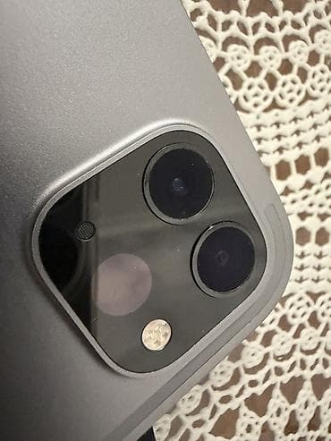 i7 processor: Apple iPad Pro (qələm ilə 600, tək ipad 500 ) - Model: iPad Pro — 4