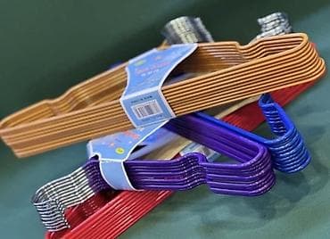 pak xali: Metal geyim asqıları – 10 ədədlik set - Material: möhkəm metal — 2