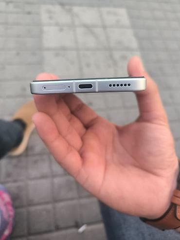 tp link archer: Poco F7, rəng - Gümüşü, Sensor — 1