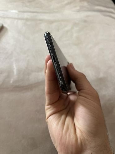 iphone 8 irsad electronics: IPhone 7 Plus, 32 GB, Qara, Barmaq izi — 6