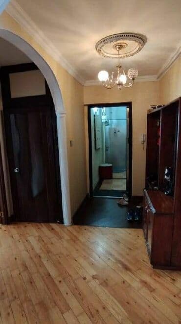 ehmedlide ev: Bakı, Əhmədli, 3 otaqlı, Köhnə tikili, m. Əhmədli, 82 kv. m — 6