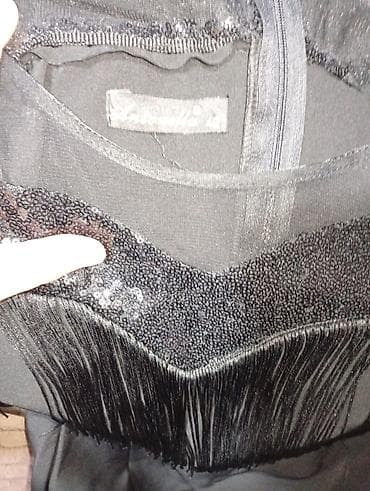 accent eau de parfum: Qara rəngdə uzun ziyafət paltarı - Model: uzun, düz siluetli, yerlərə — 3