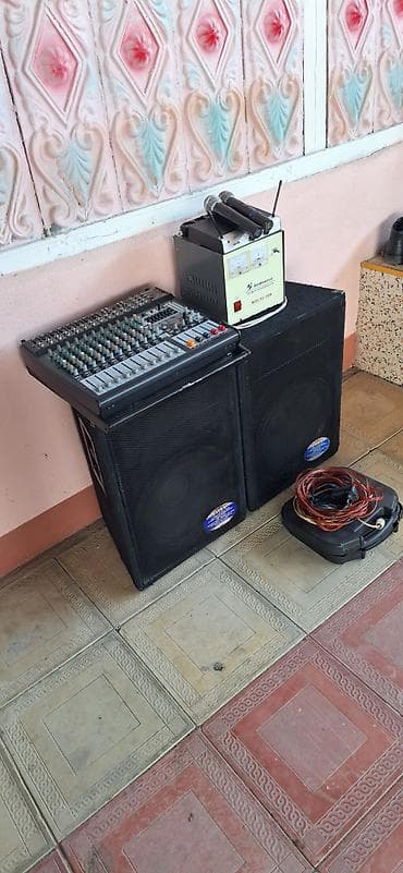 varli ata kasib ata: Europower PMP 4000 aktiv mikşer (1600W) 2 Yamaha kalonka 3 kVt — 1