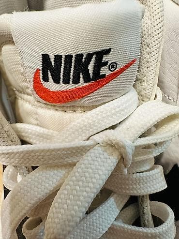 nike jaket: Nike Blazer Mid – ağ rəngli, qara Swoosh loqolu yüksək boğaz idman — 8