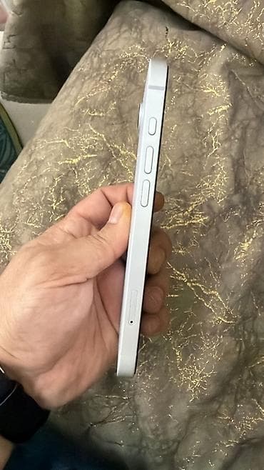 macbook m2 air: IPhone SE 2022, Ağ, Barmaq izi — 3