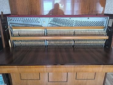 Məhsul: Akustik upright piano – “Belarus” (klassik model) Təsvir: -