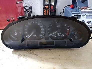mercedes panel: BMW E46 sürət paneli üstündən çıxmadir — 1