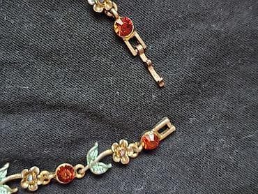 xari bulbul boyunbagi: Boyunbağı, Pandora — 4