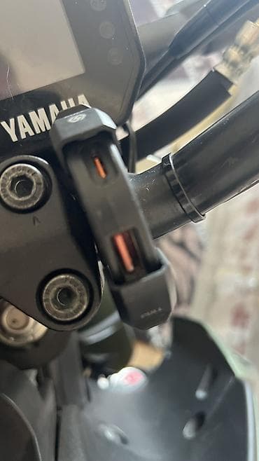 Yamaha mt-15 2025-ci il Binada yaşadığım və qarajım olmadığı üçün — 10