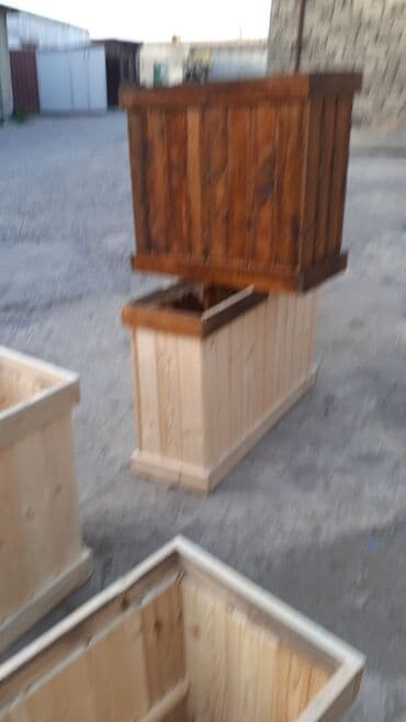 taxtadan gul qablari: Dibçəklər – bağ, eyvan, terras və interyer üçün - Material: təbiağac — 2