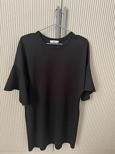 xs olcu: İkinci əl geyimlər -Zara qara don Xs. S-ə olur. -Stradivarius ağ don — 3