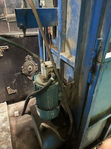 Пилы: Hidravlik tullantı presi (şaquli tip) - Metal konstruksiyalı, möhkəm — 4