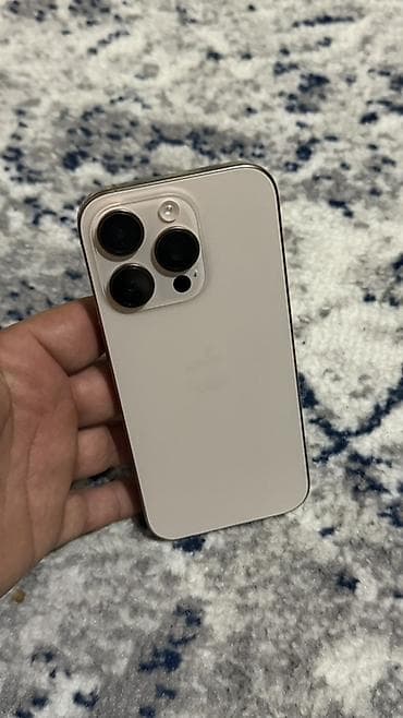 i̇pone 4: IPhone 16 Pro, 128 GB, Desert Titanium, Barmaq izi, Simsiz şarj, Face ID — 5