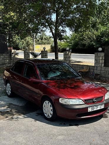 4 teker: Opel Vectra: 0.8 l | 1998 il 260 km Sedan — 2