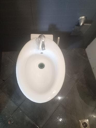 унитаз б у: Sanitar qovşağı üçün dəst – Satilir ikinci el bahali maldi cox — 4