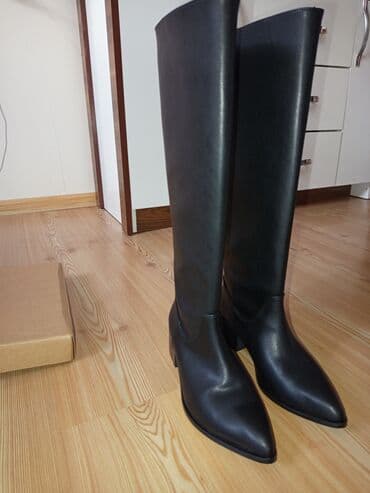 çəkmə: Yenidir! DƏYƏRİNDƏN UCUZ QİYMƏTƏ SATILIR.Öıçüsü səhv gəlib. Ayaq — 2