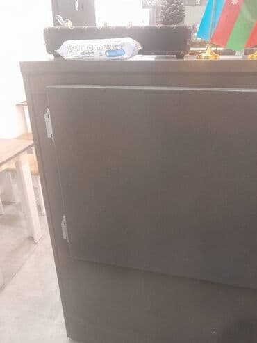 su soyuduculari satilir: Elani diqqetle oxuyun Vitrin soyuducu satilir 2 aydir istifade olunub — 5