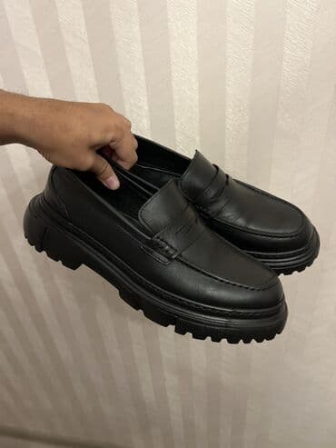 ayaqqabı kişi üçün: Yenidir, istifadə olunmayıb. Trendyoldan almışam. Keyfiyyətlidir — 1